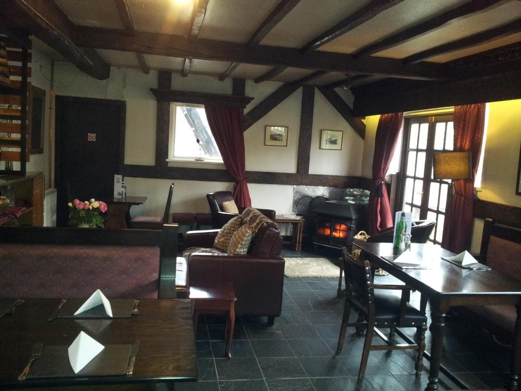 The Bridge Of Lochay Hotel 킬린 외부 사진