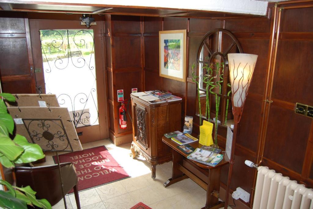 The Bridge Of Lochay Hotel 킬린 외부 사진